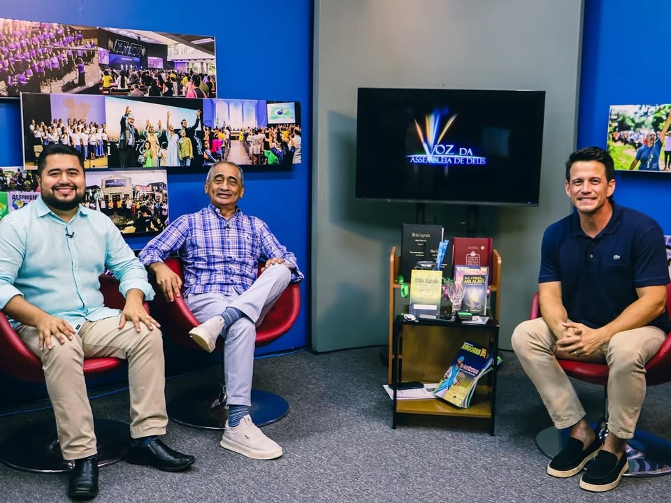 Hoje estivemos na Tv Boas Novas, Programa “Voz da Assembleia de Deus”, falando sobre COP 30 e as Ações de nossa amada igreja neste ano, como o projeto “Ver o Verde” e outras iniciativas.