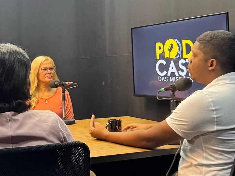 Nossos líderes levando a mensagem além dos púlpito!🎙️🔥 No podcast das Missões, eles compartilharam sobre o chamado, desafios e o impacto do evangelho.✨🌍